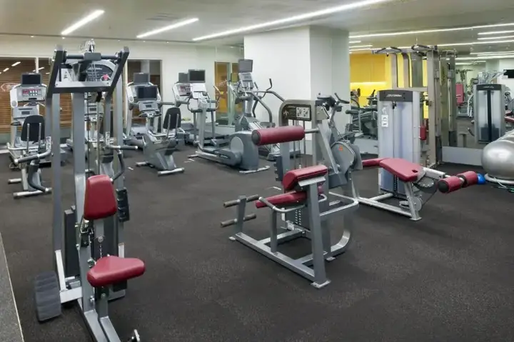 Абу-Даби: Отель Crowne Plaza Abu Dhabi Yas Island by IHG