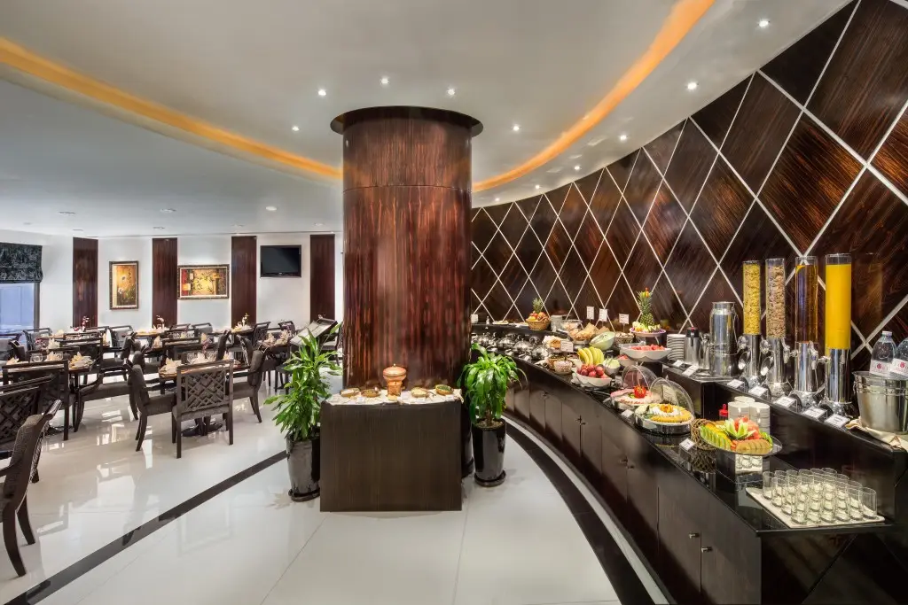 Дубай: Savoy Suites Hotel Apartment