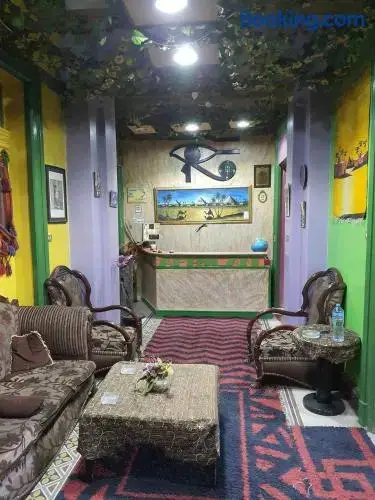 Каир: African House Hostel
