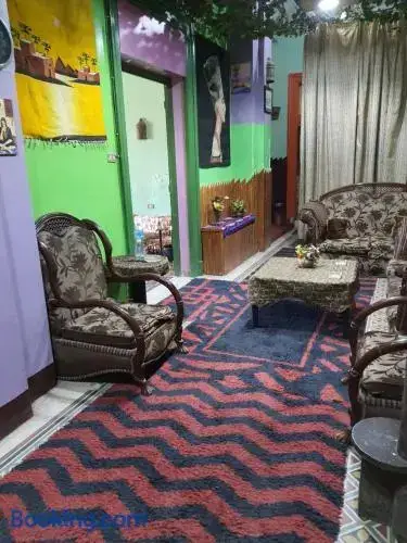 Каир: African House Hostel