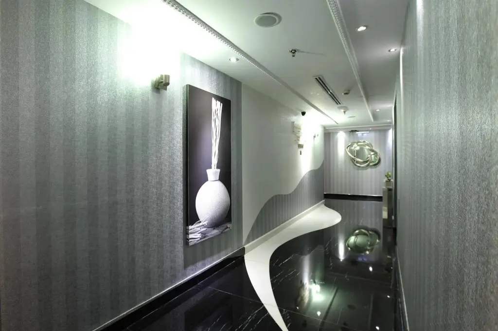 Дубай: Broadway Hotel