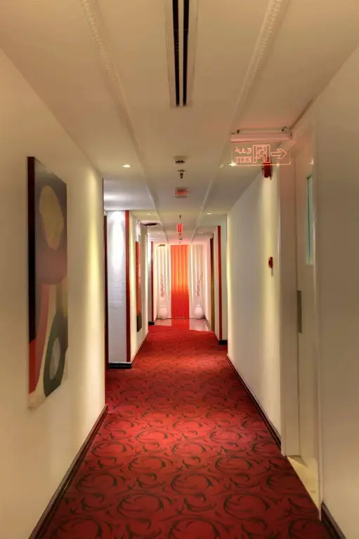 Дубай: Broadway Hotel