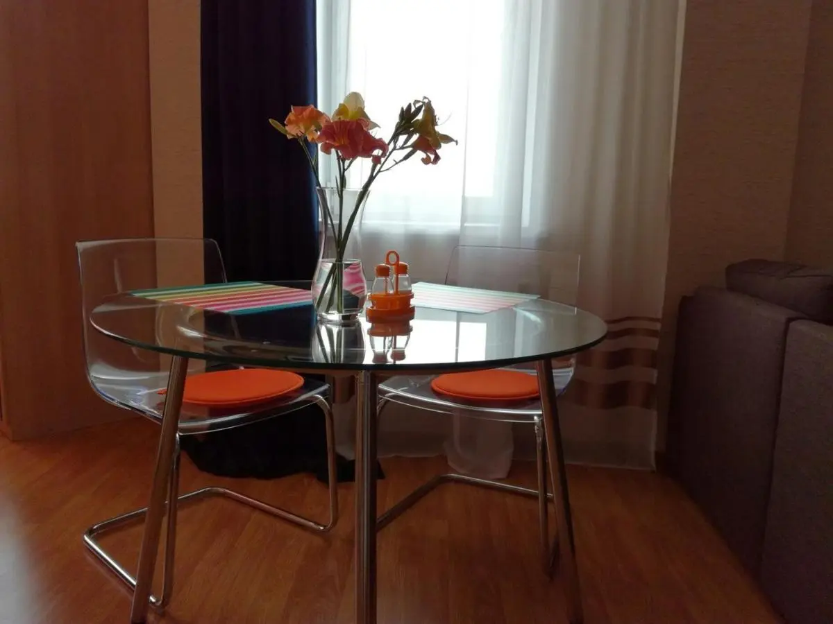 Екатеринбург: Apartment Orange Island