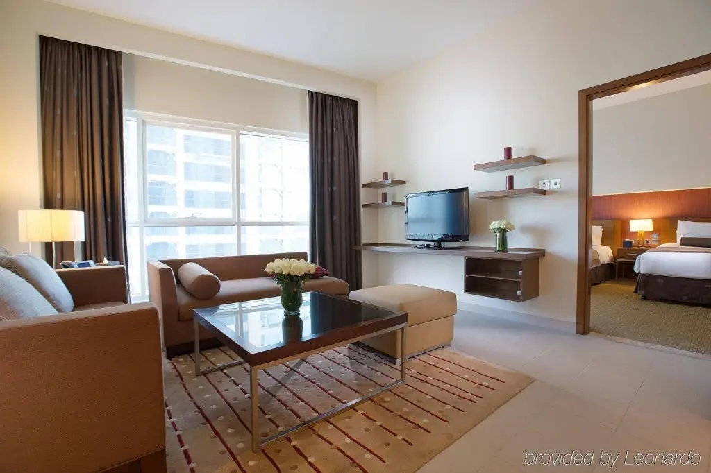 Абу-Даби: Grand Millennium Al Wahda Hotel Apartment