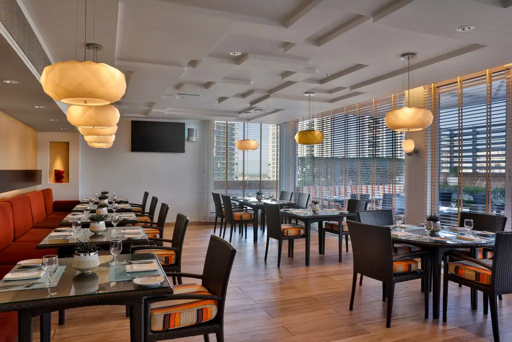 Дубай: La Suite Dubai Hotel & Apartments Operated by Minor Hotels