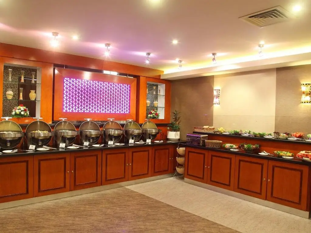 Дубай: Florida City Hotel Apartments