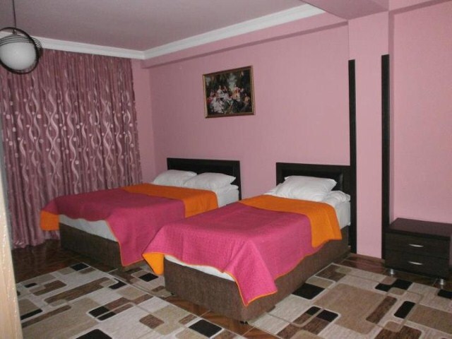 Батуми: Efes Hotel