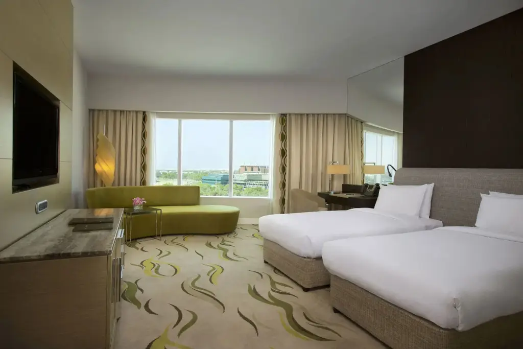 Абу-Даби: Millennium Al Rawdah Hotel