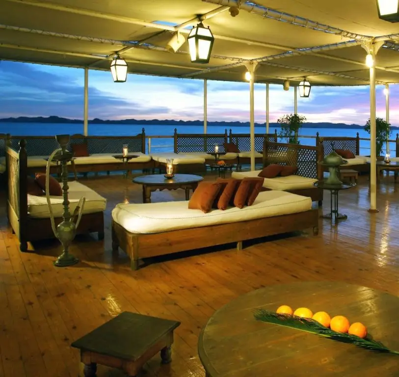 Асуан: Mövenpick Prince Abbas Lake Nasser Cruise, Every Monday Four Nights From Aswan, Every Friday Three nights From Abu-Simbel - Including Excursions and Sightseeing