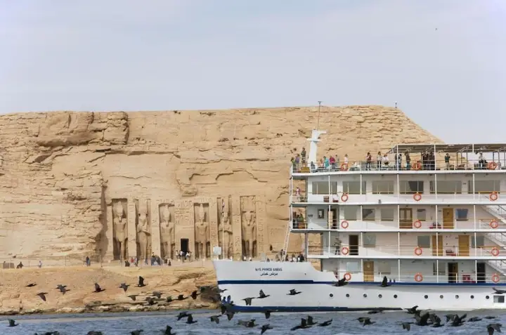 Асуан: Mövenpick Prince Abbas Lake Nasser Cruise, Every Monday Four Nights From Aswan, Every Friday Three nights From Abu-Simbel - Including Excursions and Sightseeing