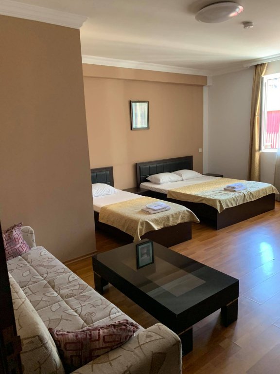 Батуми: Гостиница Престиж