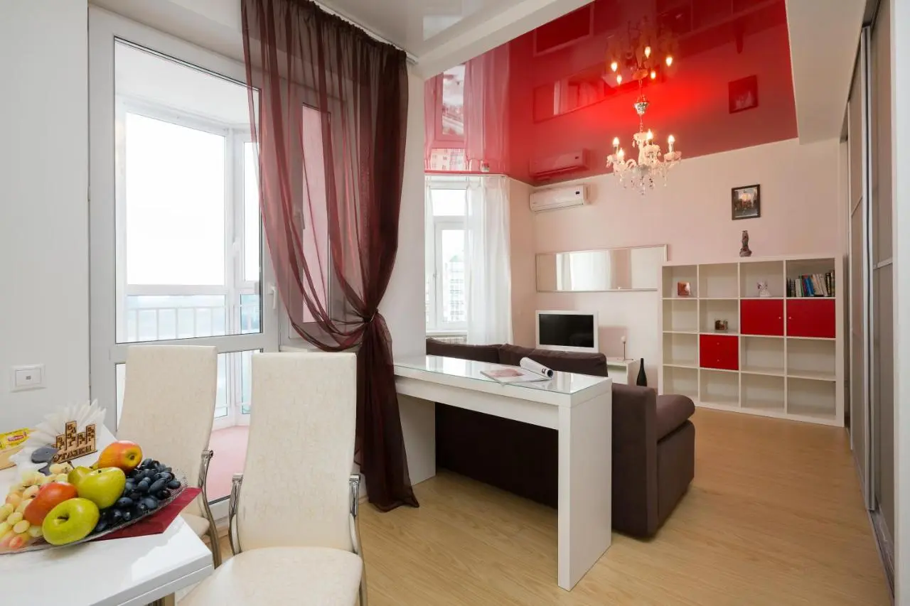 Екатеринбург: EtazhiDaily at Bazhova