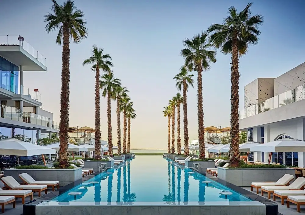 Дубай: Five Palm Residences