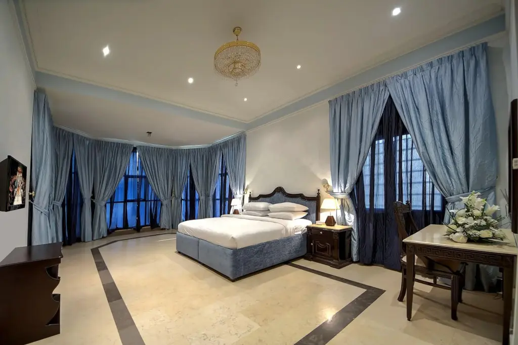 Умм эль-Кувейн: Royal Residence Hotel Apartments