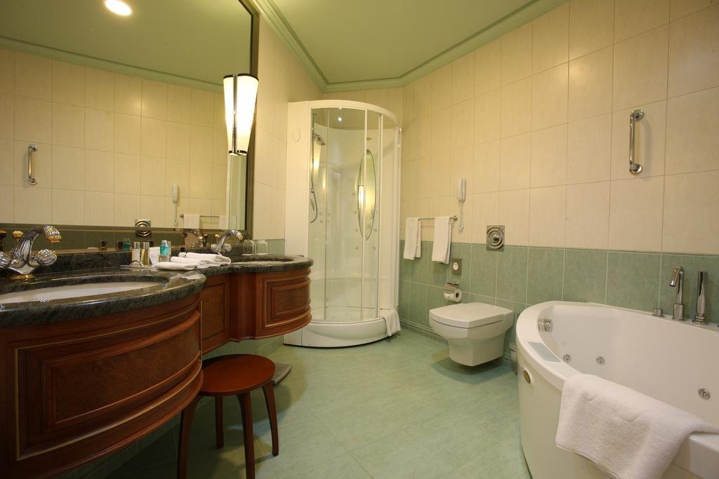 Минск: Отель Crowne Plaza Minsk