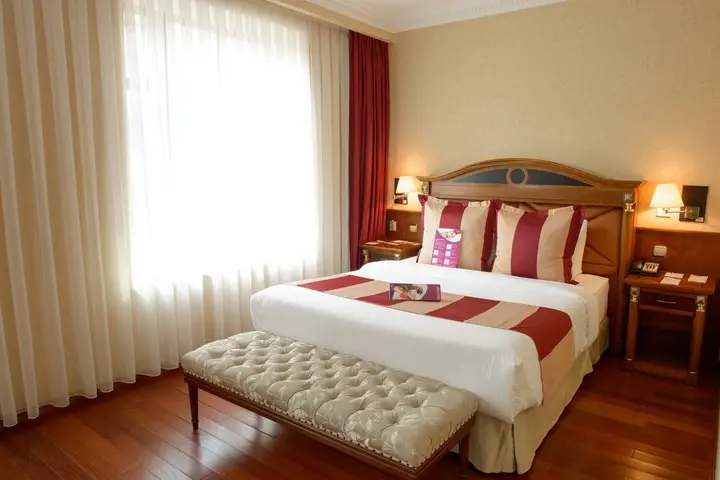 Минск: Отель Crowne Plaza Minsk