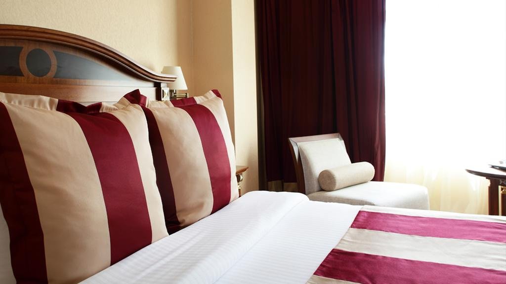Минск: Отель Crowne Plaza Minsk