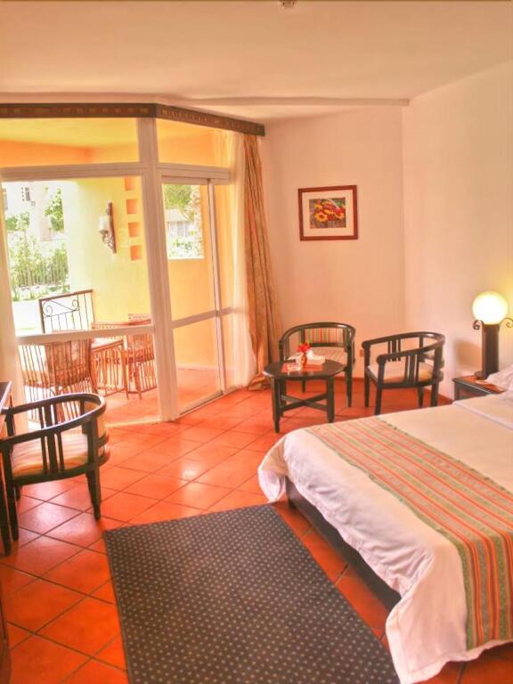 Айн-Сохна: Kefi Palmera Beach Resort El Sokhna - Family Only