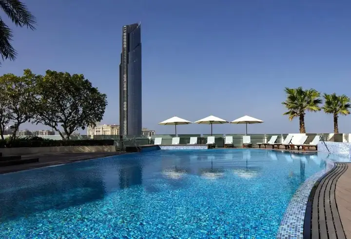Дубай: Отель Crowne Plaza Festival City