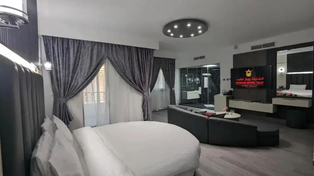 Шарджа: Sharjah Royal Tulip Hotel apartment