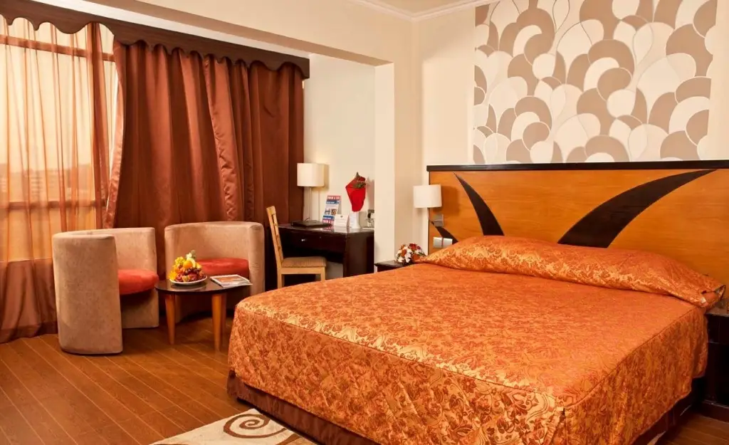 Дубай: Al Jawhara Metro Hotel