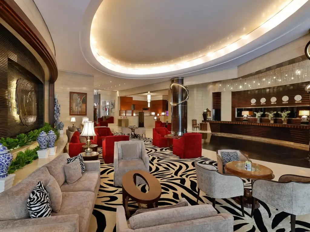 Дубай: Отель Grand Millennium Dubai