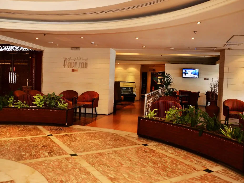 Дубай: Отель Rolla Suites