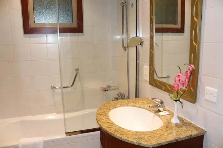 Дубай: City Seasons Suites