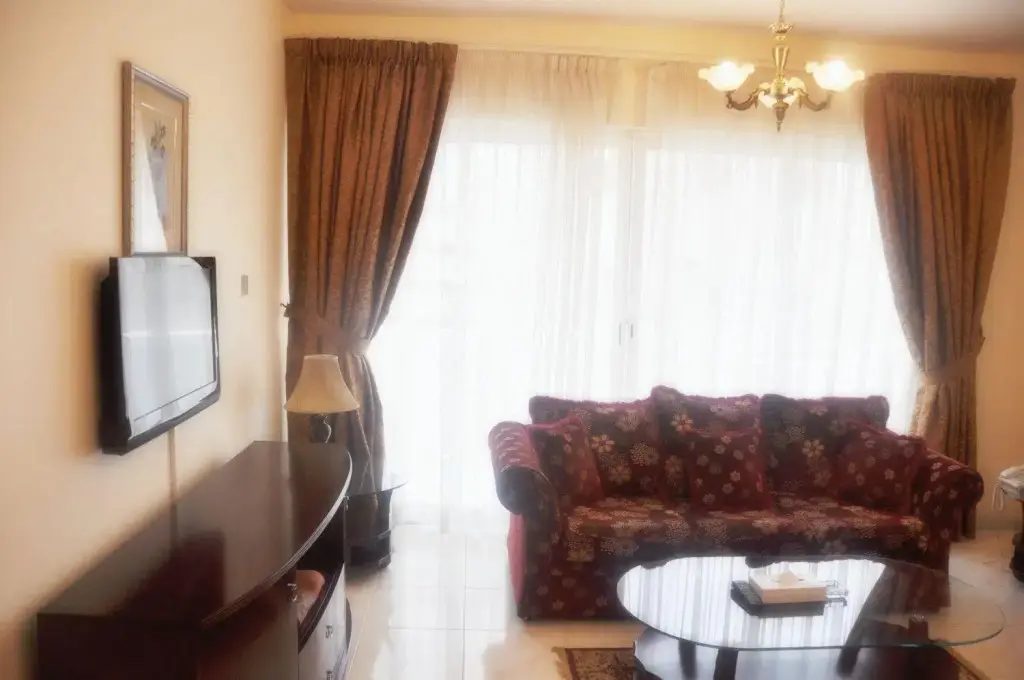 Дубай: Royal Plaza Hotel Apartments