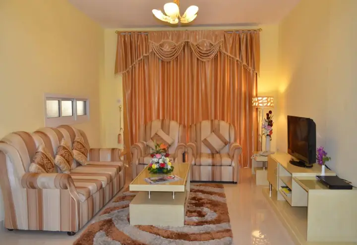 Дубай: Al Shams Plaza Hotel Apartments