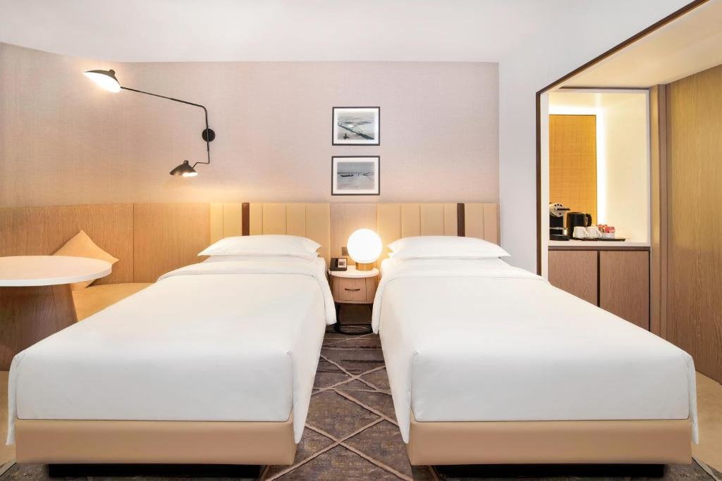 Абу-Даби: Курортный отель Sheraton Abu Dhabi
