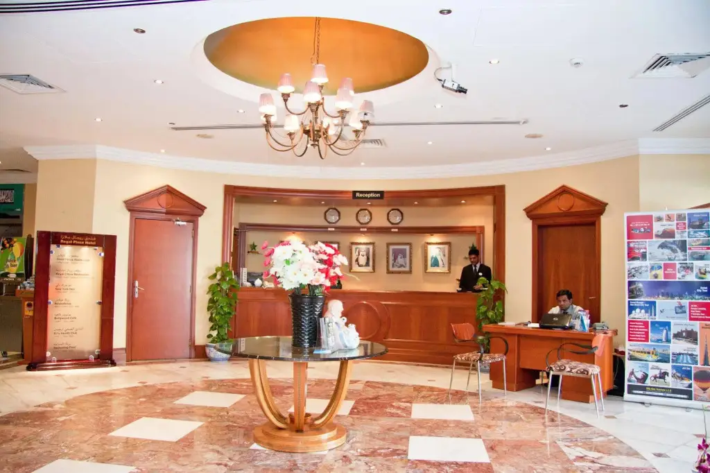 Дубай: Regal Plaza Hotel