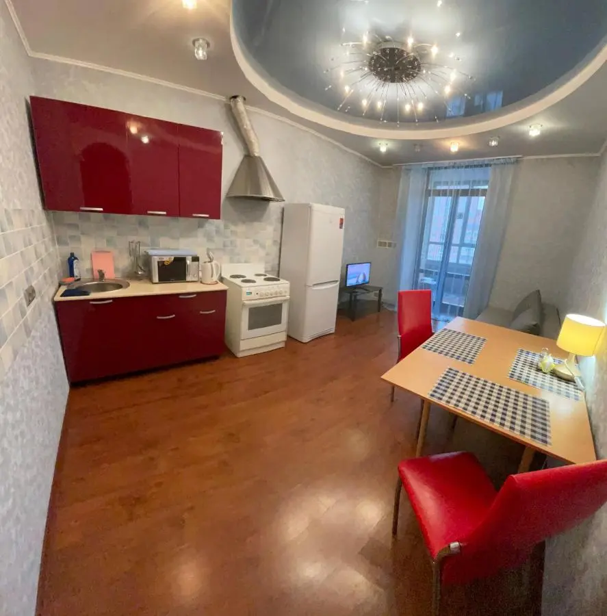 Екатеринбург: Apartment Belinskogo 86