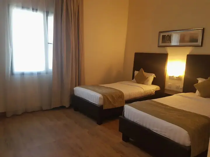 Дубай: Tulip Creek Hotel Apartments