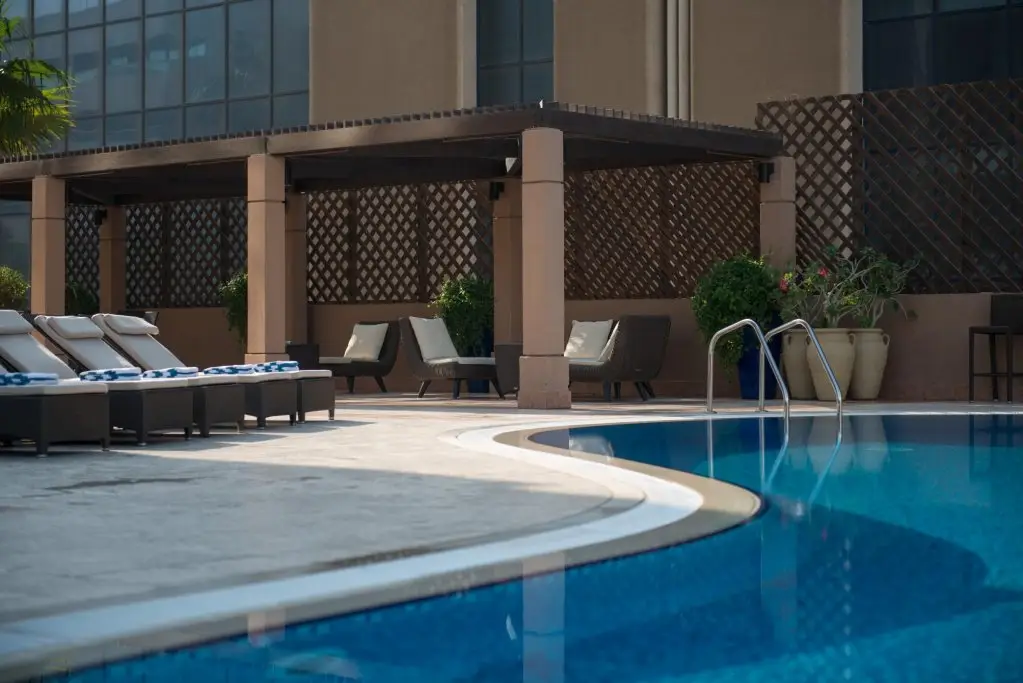 Дубай: Majestic City Retreat Hotel