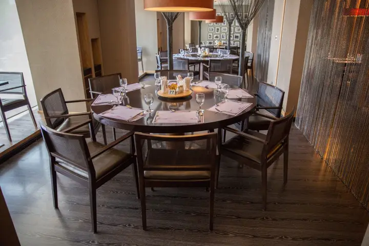 Дубай: Saffron Boutique Hotel