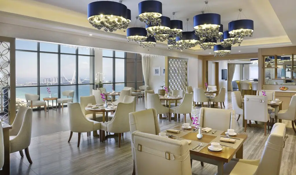 Дубай: Al Habtoor Grand Resort, Autograph Collection®