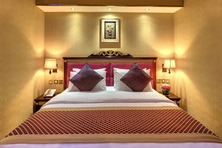 Дубай: Comfort Inn Hotel