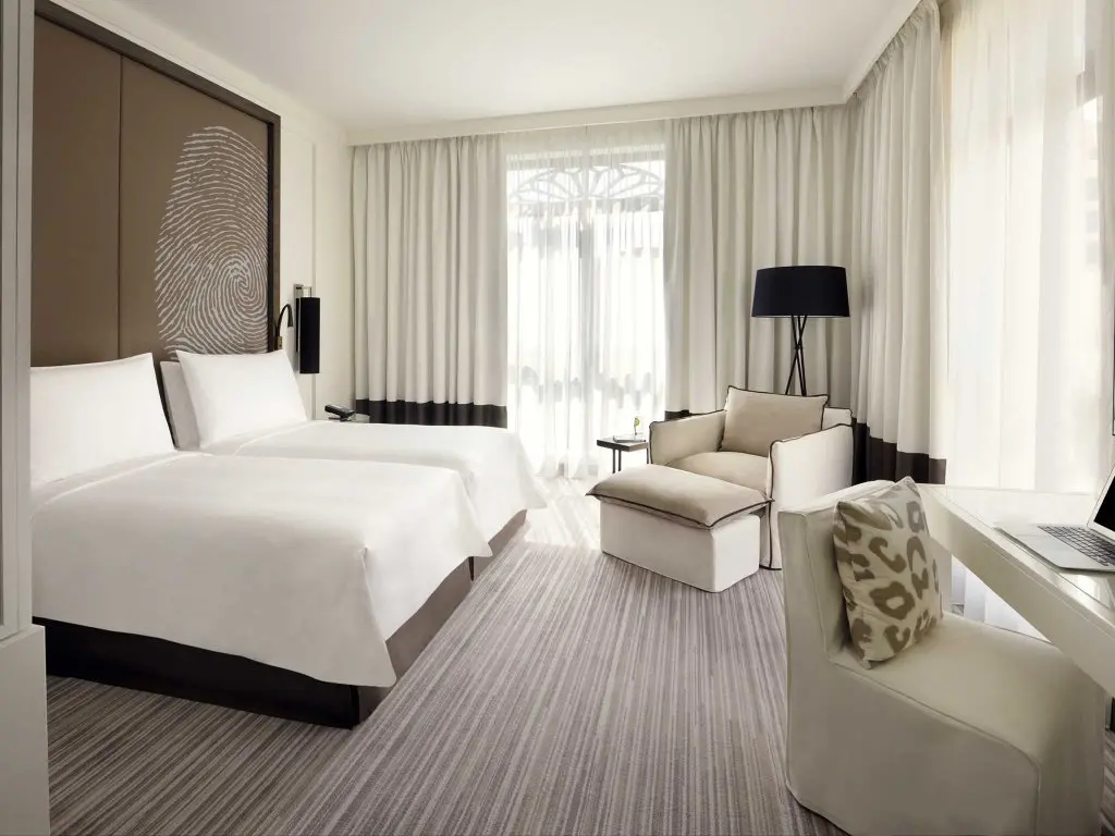 Дубай: Hotel Boulevard, Autograph Collection
