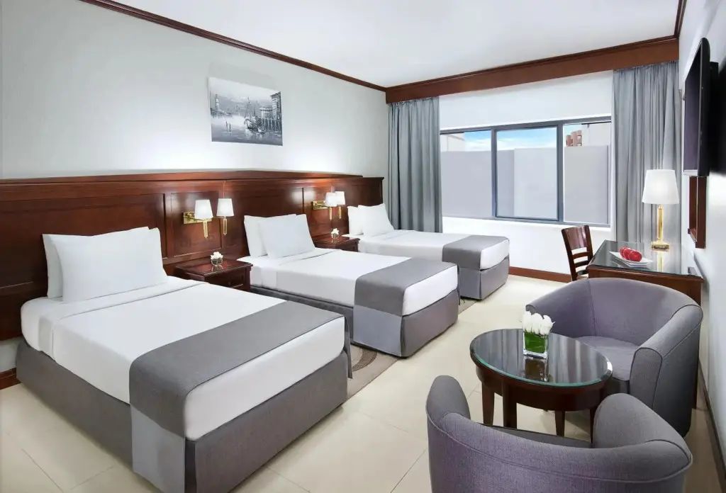 Дубай: Admiral Plaza Hotel Dubai