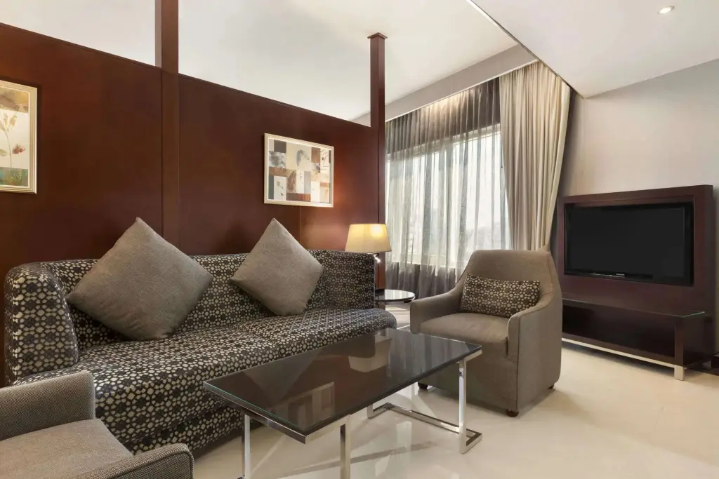 Дубай: Отель Howard Johnson by Wyndham Bur Dubai