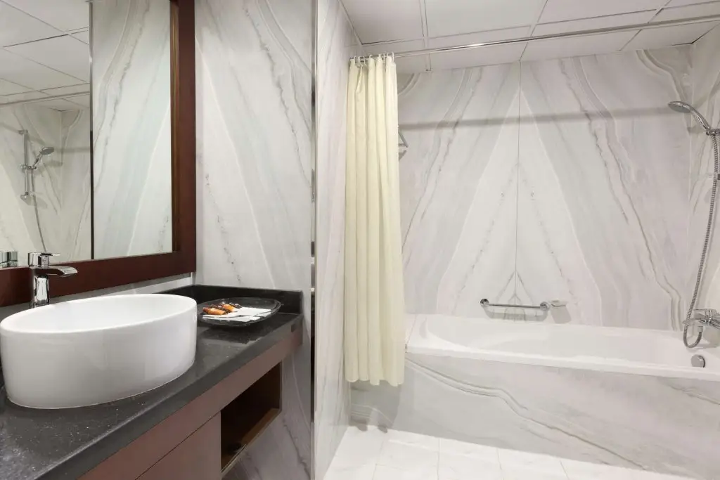 Дубай: Отель Howard Johnson by Wyndham Bur Dubai