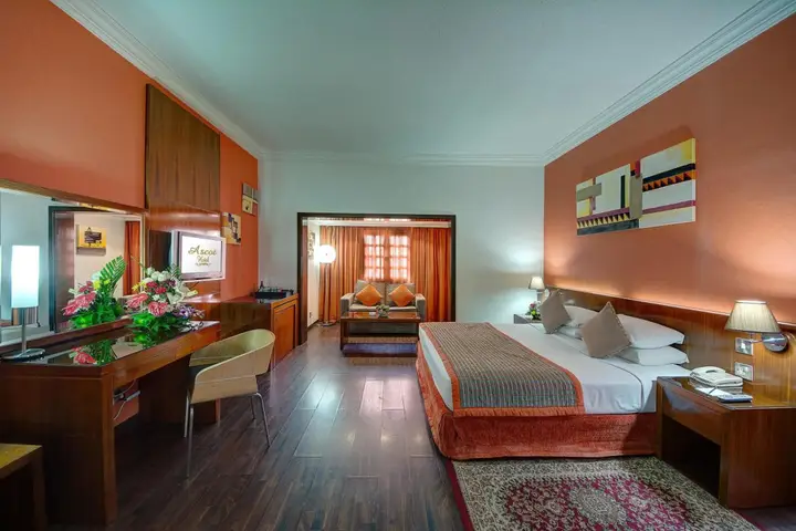 Дубай: Ascot Hotel