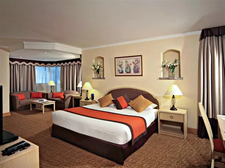 Абу-Даби: Novel Hotel City Center