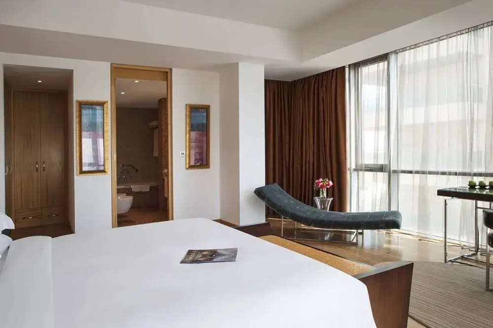 Дубай: BurJuman Arjaan by Rotana - Dubai