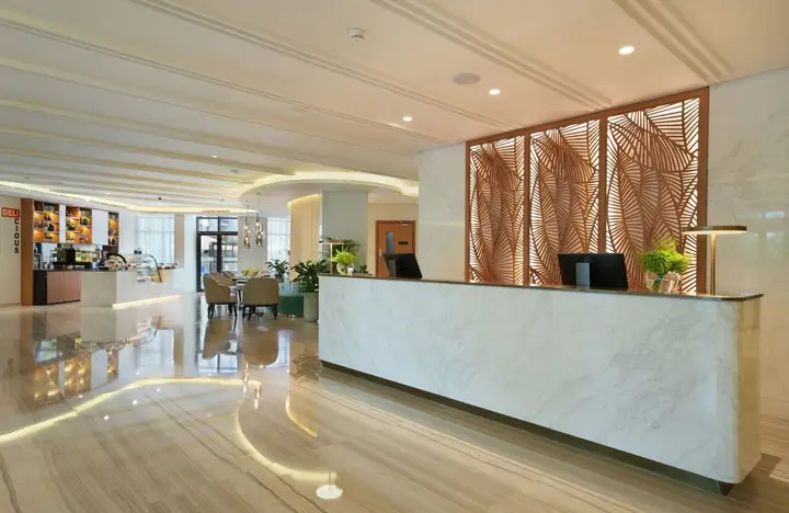 Дубай: Отель Arabian Park Dubai, an Edge by Rotana Hotel