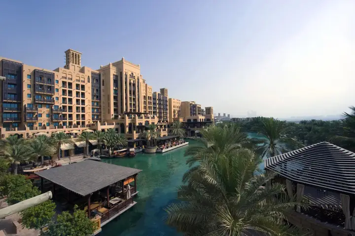 Дубай: Отель Jumeirah Mina Al Salam