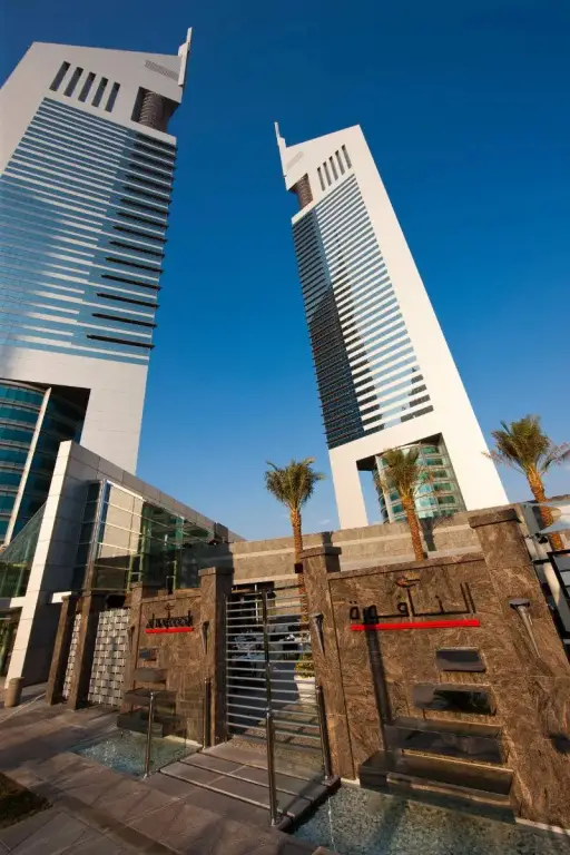 Jumeirah Emirates Towers Dubai — фото 1