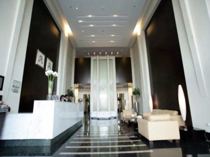 Дубай: Nojoum Hotel Apartments