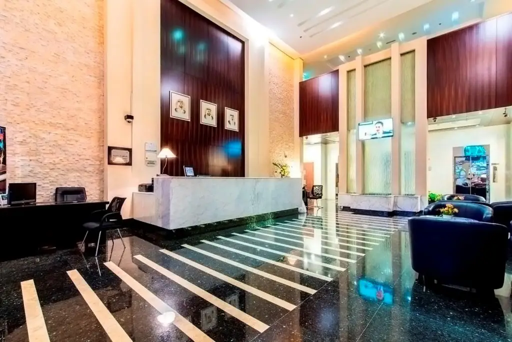 Дубай: Nojoum Hotel Apartments